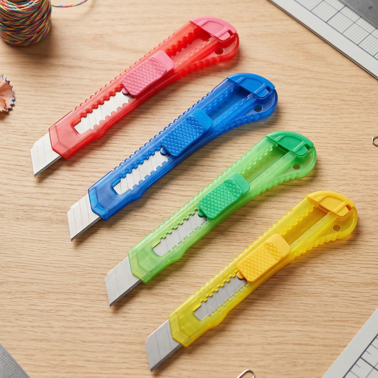 18mm Snap Off Cutter Knife Retractable Utility Knife Plastic Handle Safety Lock Sliding Blade for DIY Craft Paper Plastic Cutting Tool | Buy2Enjoy
